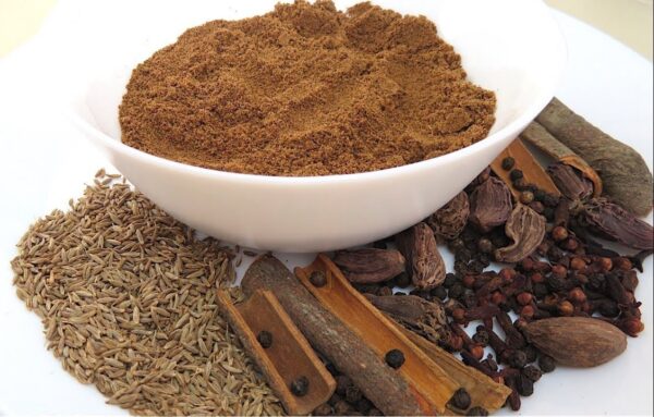Garam masala powder (گرم مصالحہ)